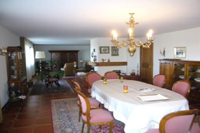 �ber Stadt bis Bodensee&nbsp;St.Gallen&nbsp;:&nbsp;&nbsp;Wohnzimmer&nbsp;