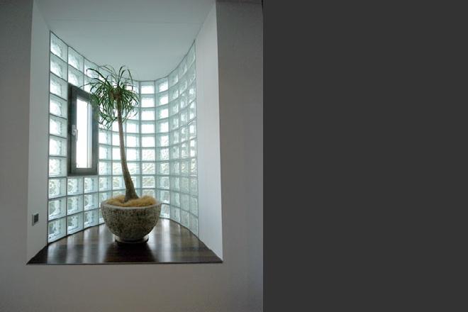 Exklusives Terrassenhaus Eschlikon TG :  Erker aus Glasbausteinen� �
